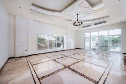 Villa til leie i Al Barsha, Dubai, Emiratene 5 soverom, 958 kvm Nr. 643724 - Foto 3