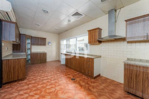 Villa til leie i Al Barsha, Dubai, Emiratene 5 soverom, 958 kvm Nr. 643724 - Foto 21