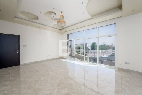 Villa til leie i Al Barsha, Dubai, Emiratene 5 soverom, 958 kvm Nr. 643724 - Foto 13