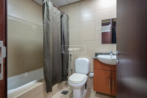 Apartament na sprzedaż w Jumeirah Lake Towers, Dubai, ZEA 2 sypialnie, 120 mkw., nr 634995 - zdjęcie 13