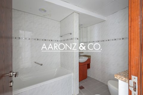 Apartment sa Jumeirah Lake Towers, Dubai, UAE 2 silid-tulugan, 154.7 sq.m. № 634994 - larawan 12