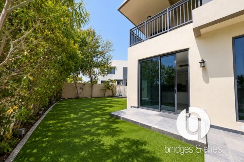Huvila Dubai Hills Estate, Arabiemiraatit 5 makuuhuonetta, 332 m2 № 739405 - kuva 2