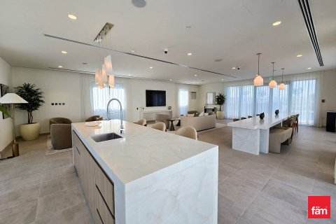 Vila v Dubai, SAE 4 spálne, 538.5 m2 č. 738961 - Fotografia 15