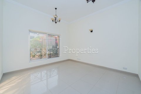 Vila u gradu Dubai, UAE 5 spavaće sobe, 726.1 m2 Br. 708028 - Slika 15