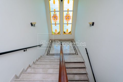 Vila u gradu Dubai, UAE 5 spavaće sobe, 726.1 m2 Br. 708028 - Slika 13