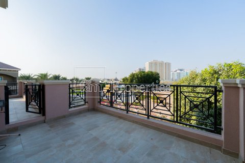 Vila u gradu Dubai, UAE 5 spavaće sobe, 726.1 m2 Br. 708028 - Slika 11