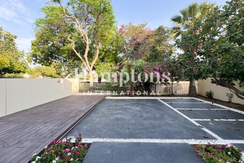 וילה להשכרה ב The Springs, Dubai, איחוד האמירויות  3 חדרי שינה, 254.92583200 מ"ר, מספר 709778 - תמונה 3