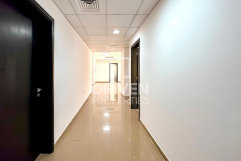 فيلا للبيع في فيلات، دبي، الإمارات العربية المتحدة 5 غرفة نوم ، 585.29 متر مربع ، رقم 742454 - صورة 16