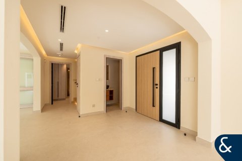 Снять в аренду виллу в Meadows, Дубай, ОАЭ 4 спальни, 320м2, № 698142 - фото 12