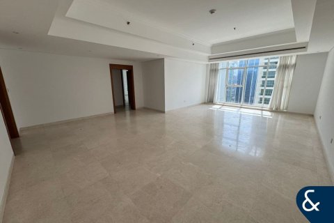 Apartament de închiriat în Jumeirah Lake Towers, Dubai, EAU 3 dormitoare, 267 mp.  №698143 - poză 1