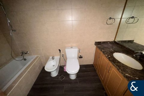 Apartament de închiriat în Jumeirah Lake Towers, Dubai, EAU 3 dormitoare, 267 mp.  №698143 - poză 20