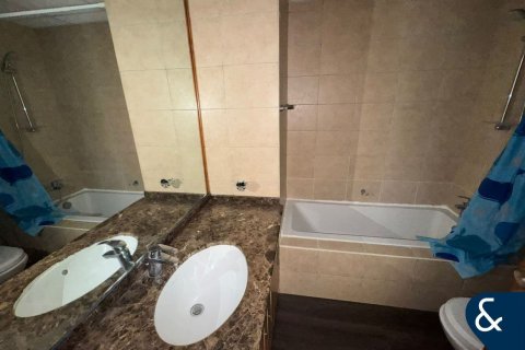 Apartament de închiriat în Jumeirah Lake Towers, Dubai, EAU 3 dormitoare, 267 mp.  №698143 - poză 21