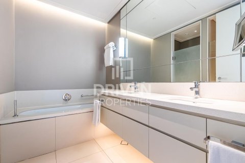 Пәтер Даунтаун Дубай (Даунтаун Бурдж Дубай), БАӘ-да 2 жатын бөлмелер, 129 м² № 655277 - фото 11