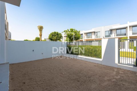 Stadthaus zur Miete in The Valley, Dubai, VAE 3 Schlafzimmer, 176 m2 Nr. 655279 - Foto 16