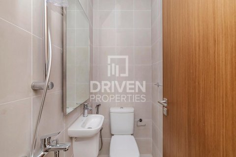 Apartment in Al Wasl, Dubai, UAE 2 bedrooms, 144 sq.m. № 655278 - photo 9