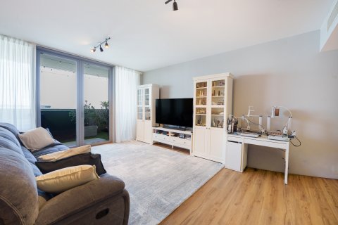 Apartment in Al Raha Beach, Abu Dhabi, UAE 2 bedrooms, 134.9 sq.m. № 748679 - photo 4