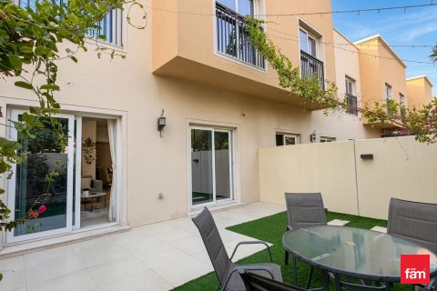 Dubai, BAE’de kiralık sıra ev 3 yatak odası, 164.8 m² No 721664 - fotoğraf 3
