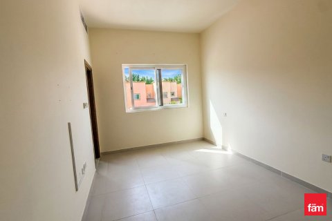 Dubai, BAE’de kiralık sıra ev 3 yatak odası, 164.8 m² No 721664 - fotoğraf 11