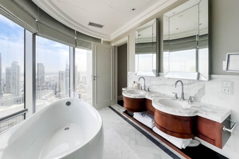 Huoneisto Downtown Dubai (Downtown Burj Dubai), Arabiemiraatit 4 makuuhuonetta, 263.85 m2 № 750574 - kuva 16