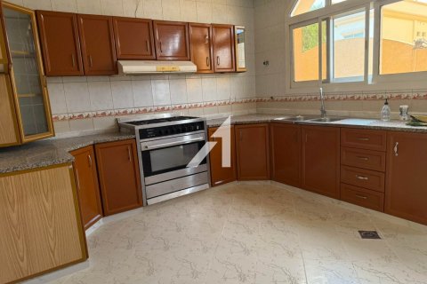 Al Safa, Dubai, संयुक्त अरब अमीरात में विला, 5 बेडरूम, 1569 वर्ग मीटर, संख्या 678514 - फ़ोटो 12