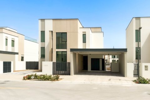 Vilă de închiriat în Arabian Ranches 3, Dubai, EAU 5 dormitoare, 509.48 mp.  №759859 - poză 12