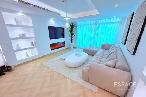 Пәтер Дубай Марина, БАӘ-да 2 жатын бөлмелер, 122 м² № 660993 - фото 1