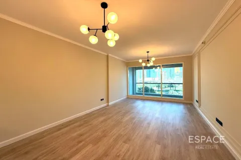 Apartment sa Jumeirah Lake Towers, Dubai, UAE 1 silid-tulugan, 89 sq.m. № 660999 - larawan 1