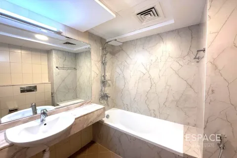 Apartment sa Jumeirah Lake Towers, Dubai, UAE 1 silid-tulugan, 89 sq.m. № 660999 - larawan 4