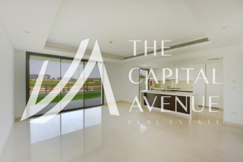 Vila na Yas Island, Abu Dhabi, SAE 4 spálne, 622 m2 č. 652892 - Fotografia 1