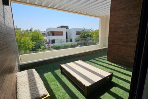 Vila na Yas Island, Abu Dhabi, SAE 5 spální, 508 m2 č. 652895 - Fotografia 9