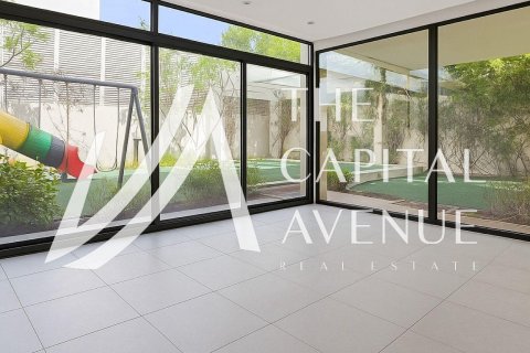 Vila na Yas Island, Abu Dhabi, SAE 5 spální, 508 m2 č. 652895 - Fotografia 4