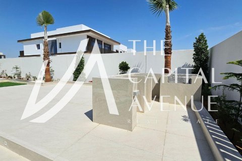 וילה להשכרה ב Abu Dhabi, איחוד האמירויות 5 חדרי שינה, 118 מ"ר, מספר 652883 - תמונה 6