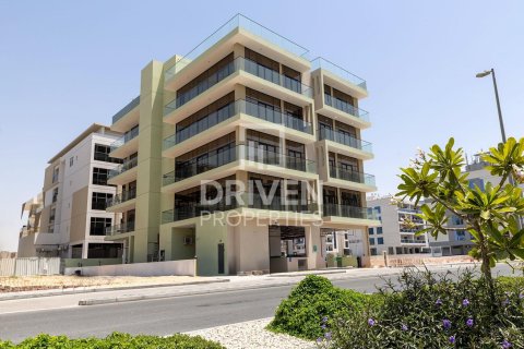 Building til salg i Dubai, UAE 750.01 kvm № 764990 - foto 13