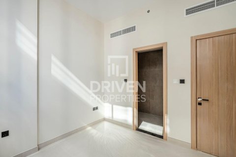 Building til salg i Dubai, UAE 750.01 kvm № 764990 - foto 6