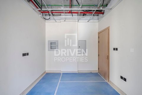Building til salg i Dubai, UAE 750.01 kvm № 764990 - foto 8