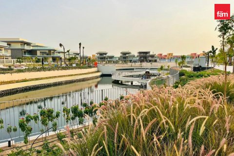 Řadový dům v Dubai, SAE 4 ložnice, 144 m² Č.: 766327 - fotografie 20
