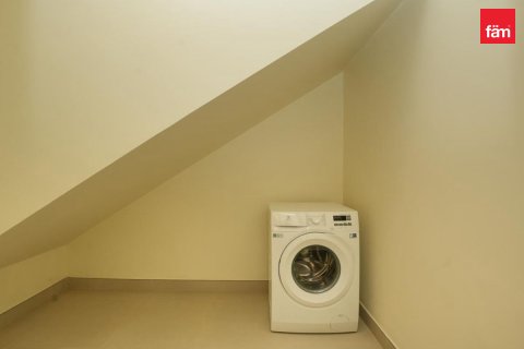 Řadový dům v Dubai, SAE 4 ložnice, 144 m² Č.: 766327 - fotografie 12