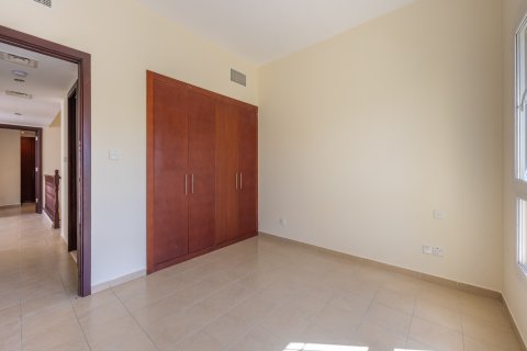 Townhouse in Dubai, UAE 3 bedrooms, 279 sq.m. № 698804 - photo 22