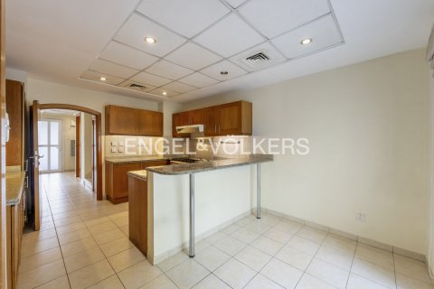 Kaupunkipientalo Dubai, Arabiemiraatit 3 makuuhuonetta, 345 m2 № 698804 - kuva 6