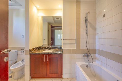 Townhouse in Dubai, UAE 3 bedrooms, 279 sq.m. № 698804 - photo 16