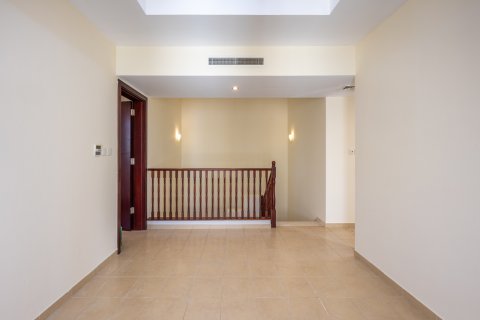 Townhouse in Dubai, UAE 3 bedrooms, 279 sq.m. № 698804 - photo 24