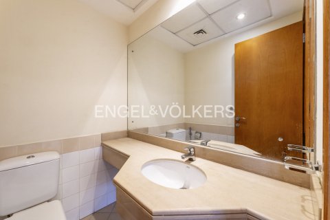 Kaupunkipientalo Dubai, Arabiemiraatit 3 makuuhuonetta, 345 m2 № 698804 - kuva 9