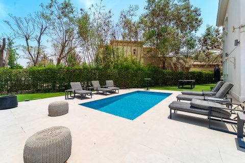 Jumeirah Islands, Dubai, संयुक्त अरब अमीरात में विला, 4 बेडरूम, 511 वर्ग मीटर, संख्या 698808 - फ़ोटो 25