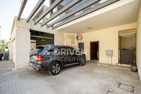 Müüa villa asukohaga Jumeirah Village Circle, Dubai, AÜE: 4 magamistoaga, 213.12 m² Nr 759380 - pilt 7