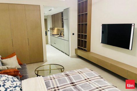 Apartment in Dubai, UAE 40.2 sq.m. № 727221 - photo 8