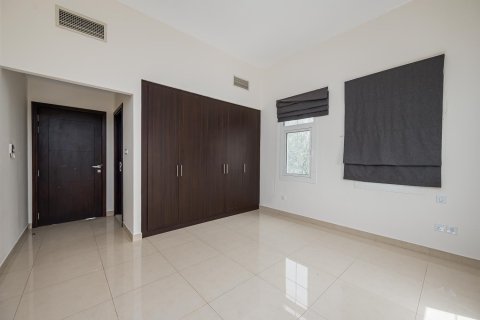 Villa en alquiler en Mudon, Dubai, EAU 3 dormitorios, 332.04 m2 № 768840 - foto 14