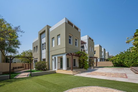 Vila u gradu Mudon, Dubai, UAE 3 spavaće sobe, 332.04 m2 Br. 768840