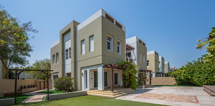 Villa em Mudon, Dubai, EAU 3 quartos, 332.04 m2 № 768840