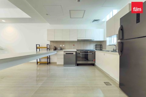 Radhus uthyres i Dubai Sports City, Dubai, UAE 4 sovrum, 172.9 kvm Nr. 660430 - fotografi 4