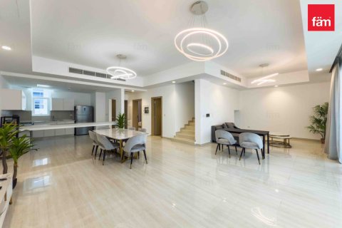 Radhus uthyres i Dubai Sports City, Dubai, UAE 4 sovrum, 172.9 kvm Nr. 660430 - fotografi 1